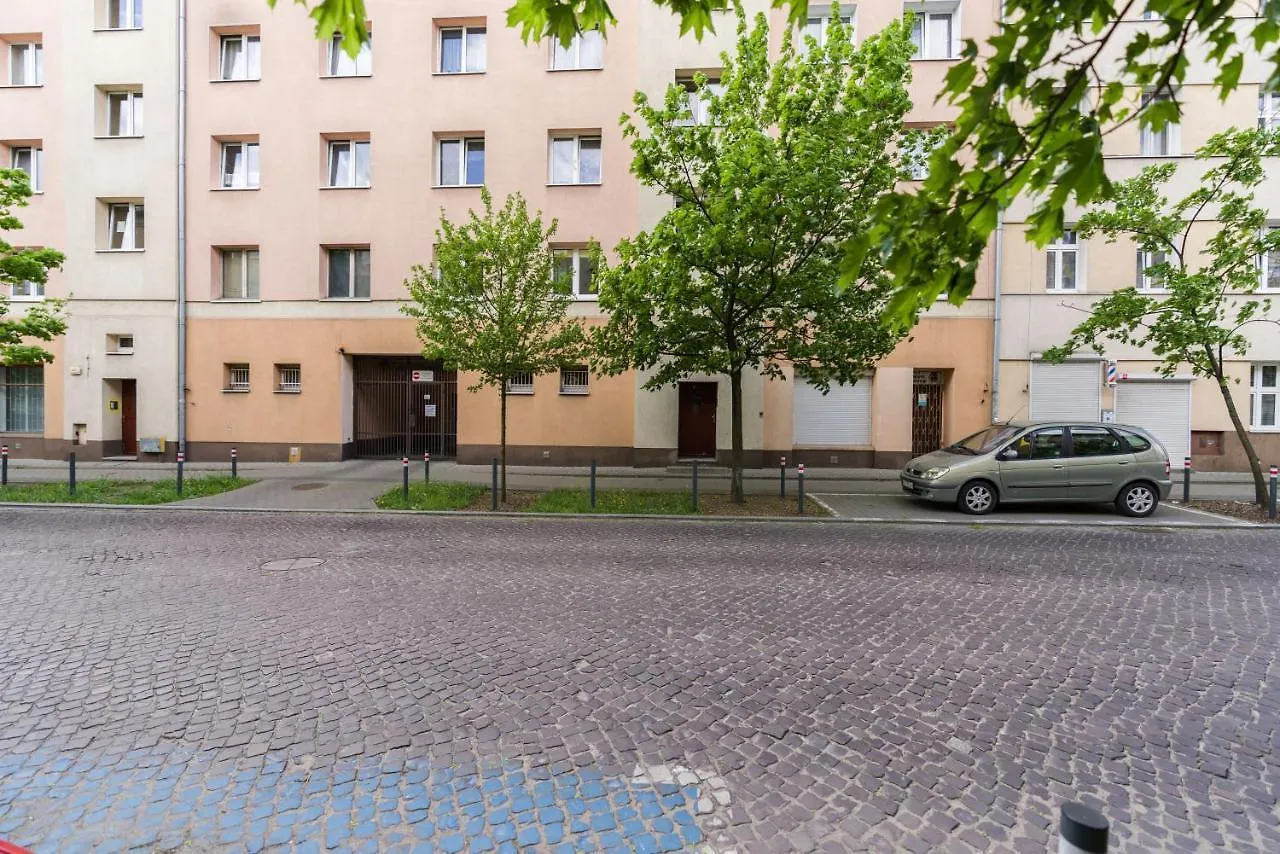 Chociszewskiego Apartment Poznań by Renters 0*,  Polska