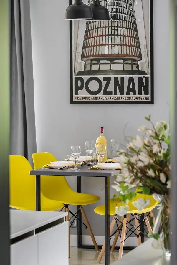 Chociszewskiego Apartment Poznań by Renters 0*,  Polska